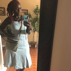 Meet your Posher, Aisha